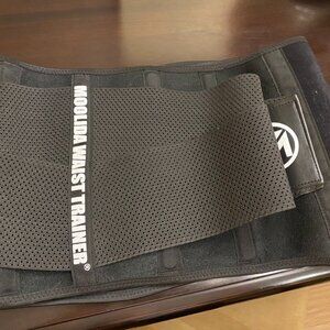 L black Moolida Waist Trainer